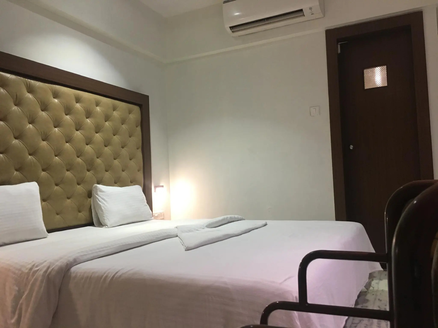 Foto - Pravasi Residency