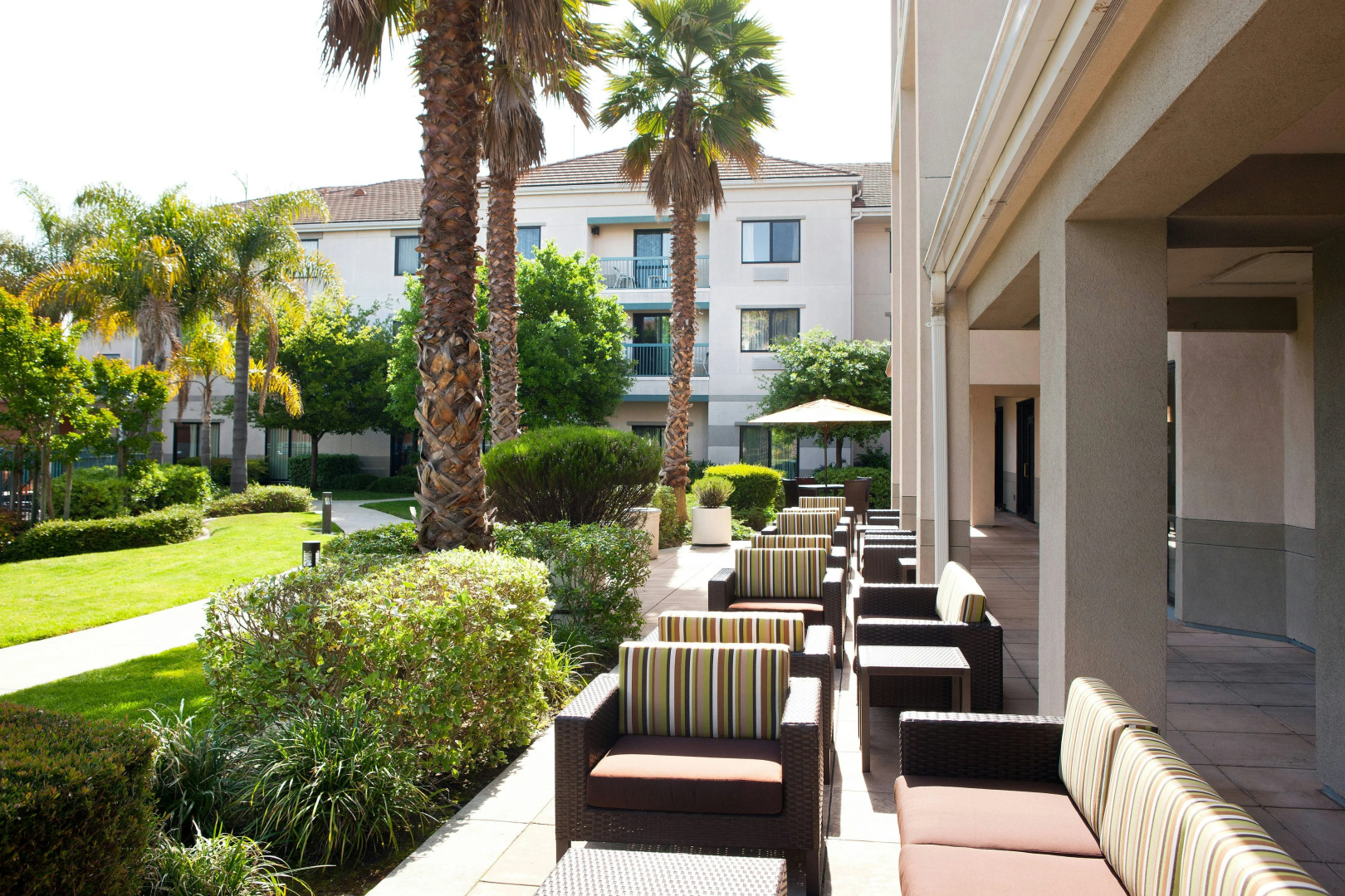 Foto - Courtyard by Marriott Oakland Airport