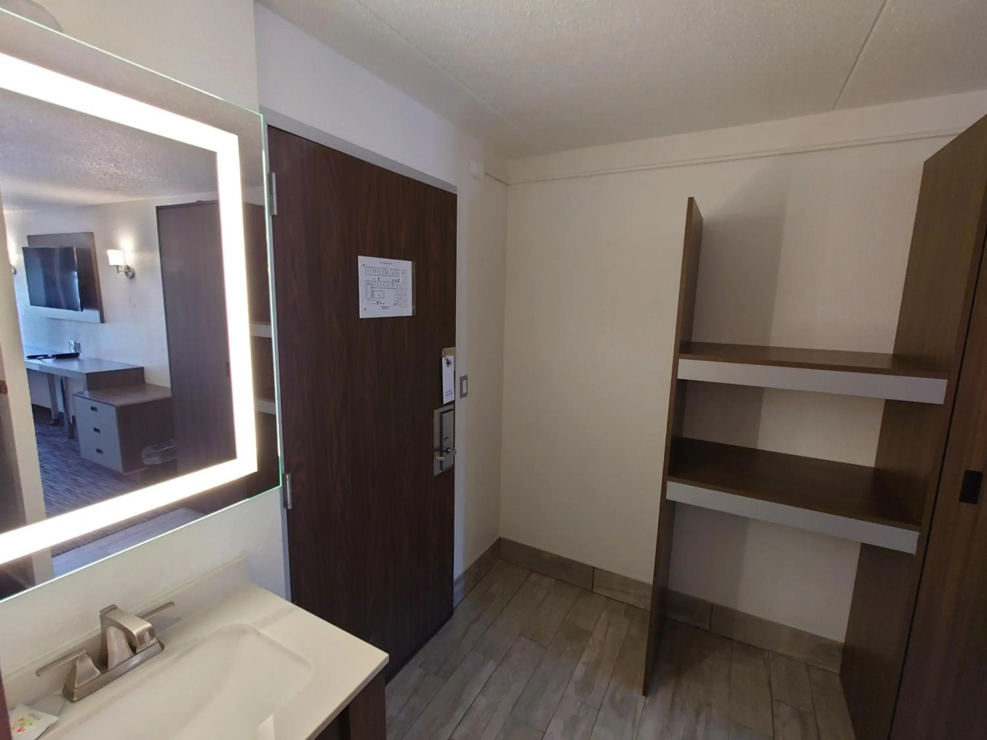 Photo - Reagan Resorts Inn