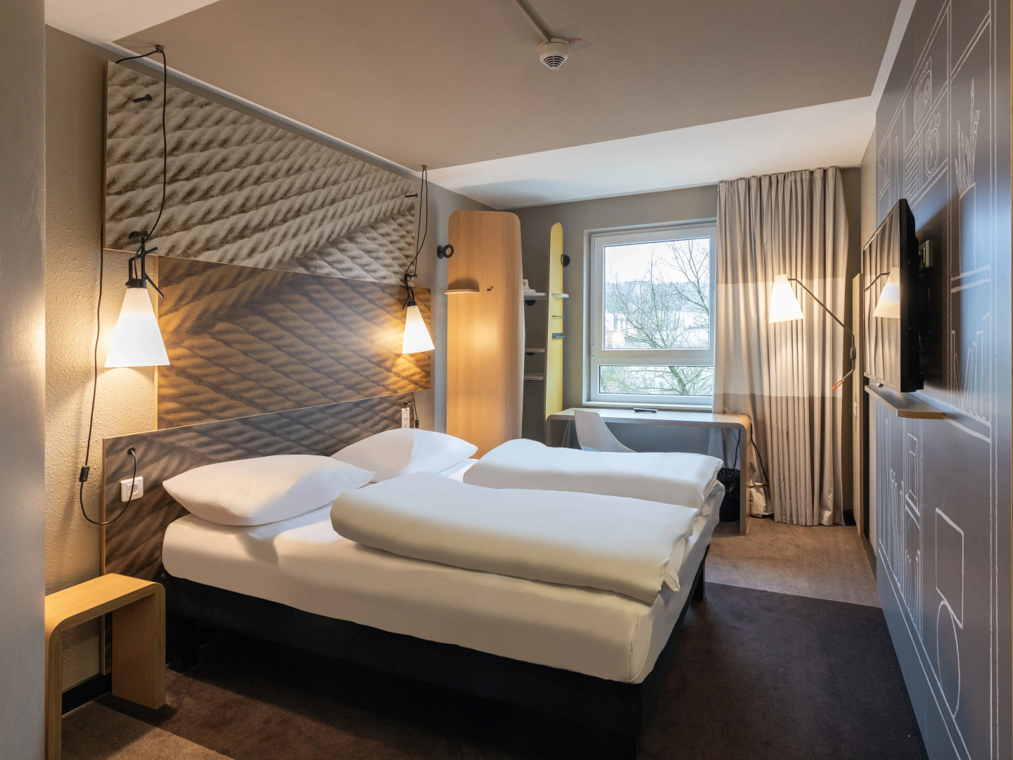 Foto - B&B HOTEL Wuppertal-City