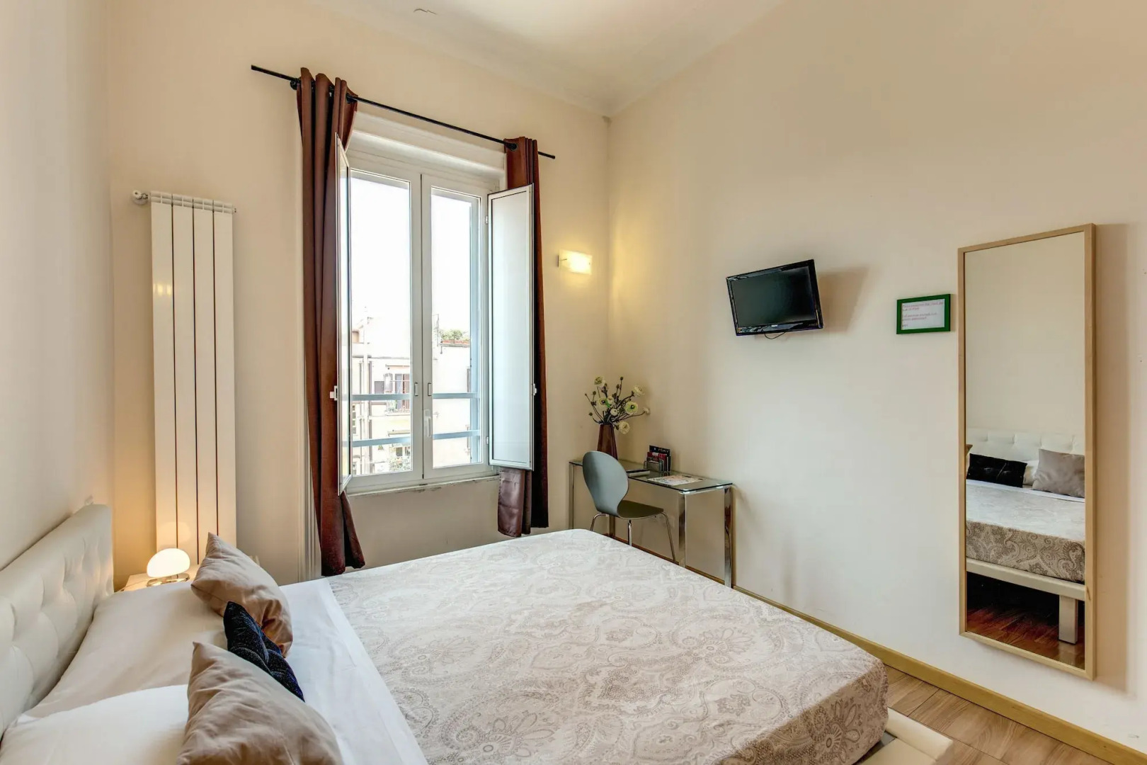 Photo - Bon Ton Design Rooms by DOT Suites