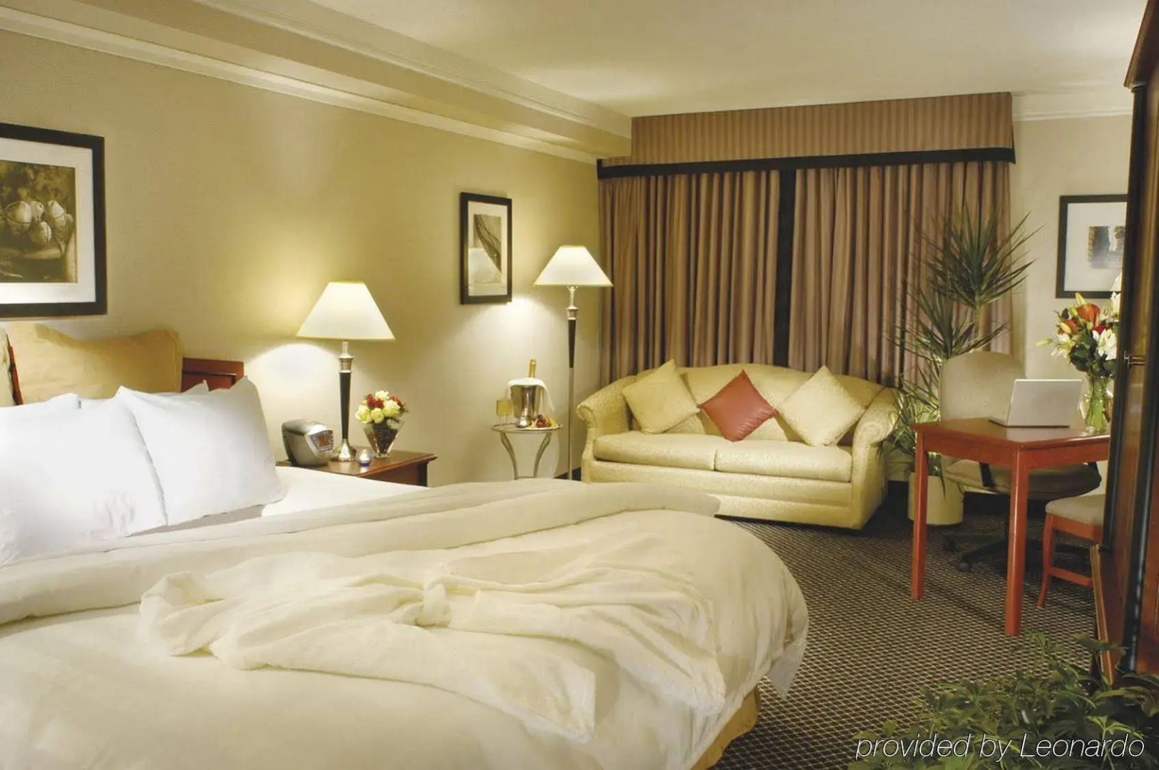 Foto - Toronto Don Valley Hotel and Suites