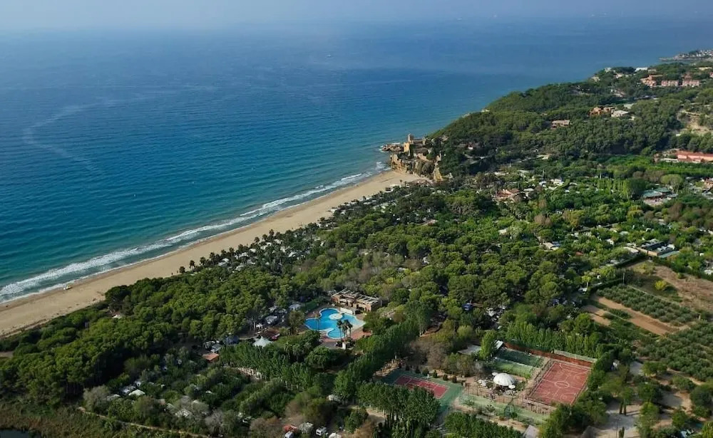 Photo - Tamarit Beach Resort