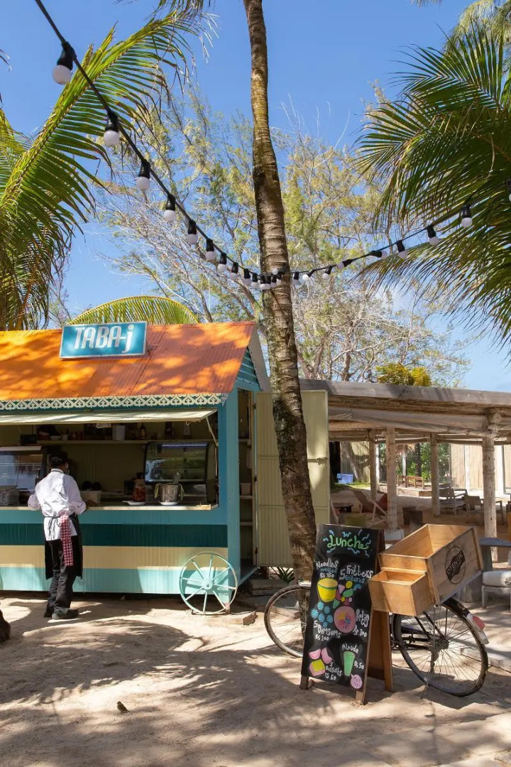 Foto - Friday Attitude