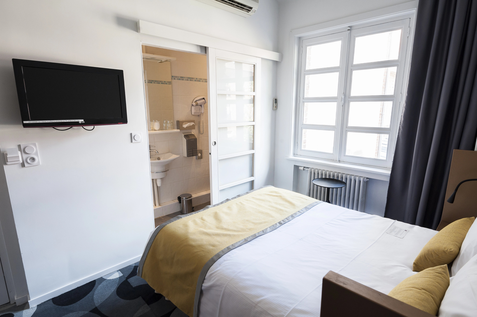 Foto - The Originals Boutique, Hôtel Auberge du Forgeron, Lille Sud