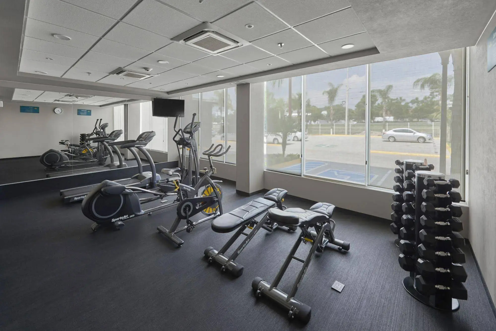 Photo - City Express Suites by Marriott Queretaro