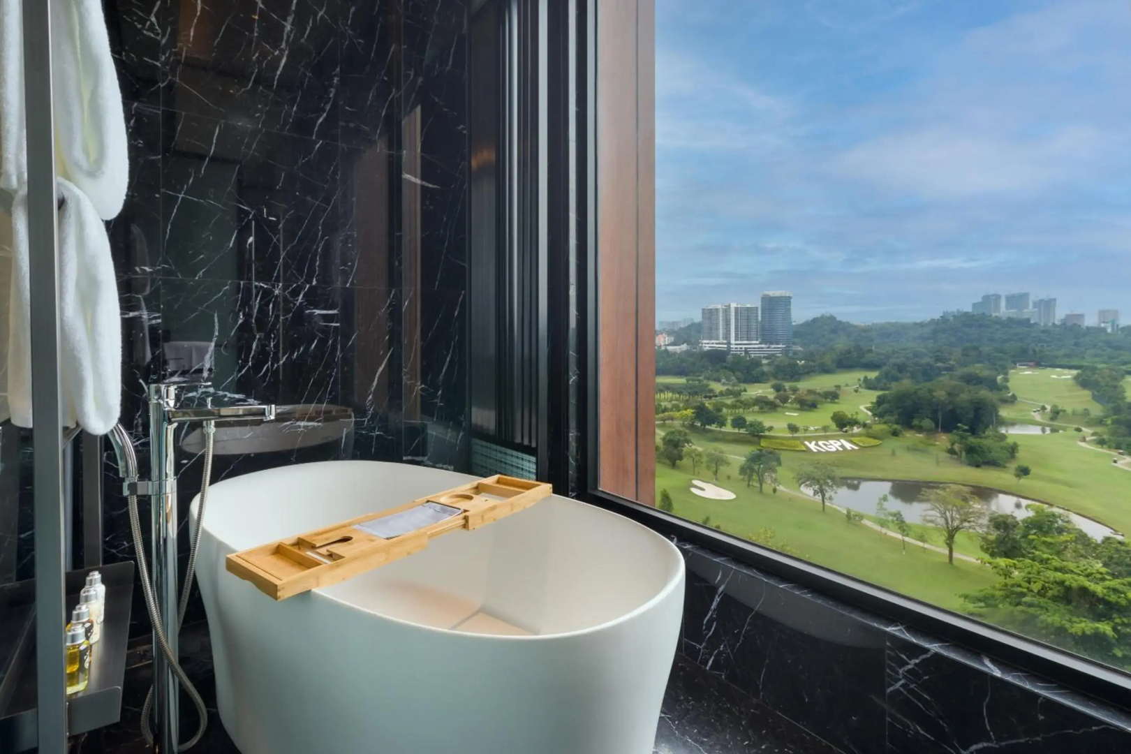 Photo - M Resort & Hotel Kuala Lumpur