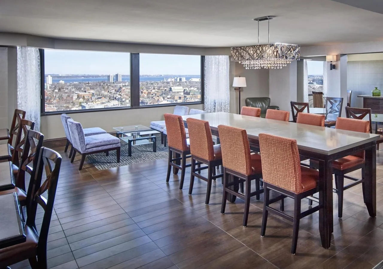 Photo - Sheraton Hamilton Hotel