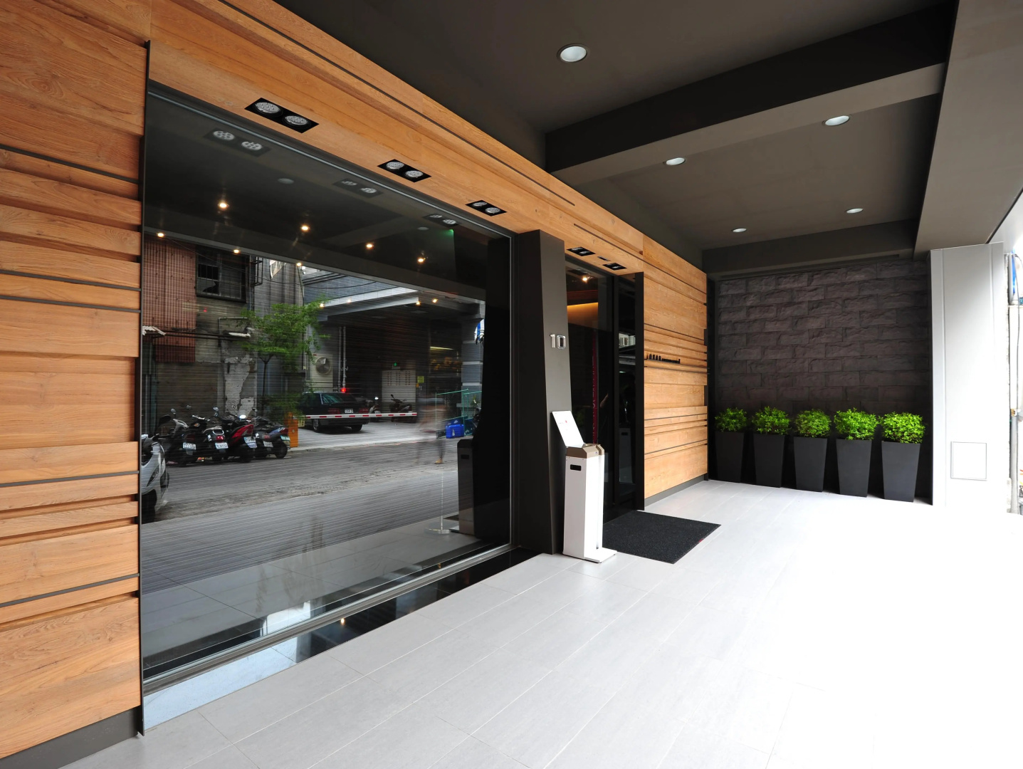 Foto - Forward Suites II