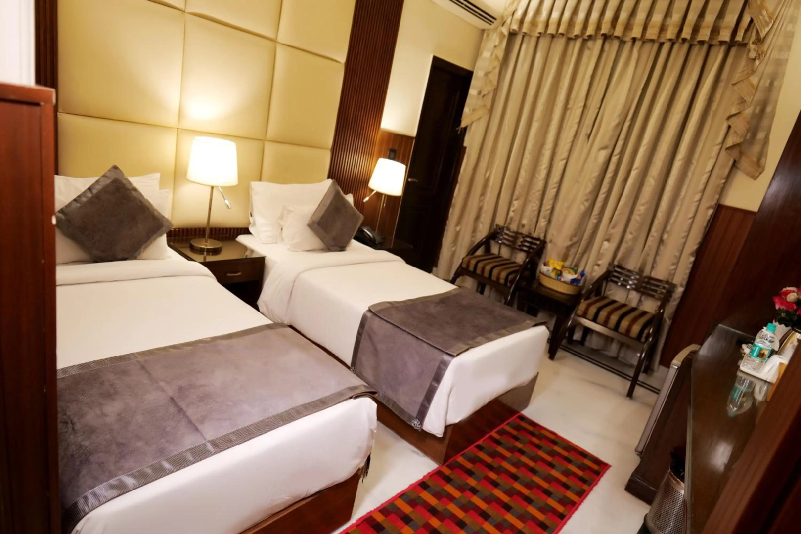 Photo - Wood Castle Hotel