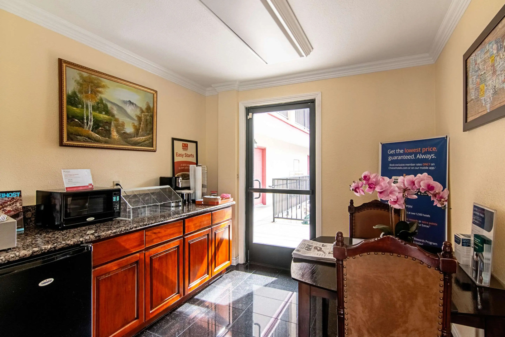 Photo - Econo Lodge Long Beach I-405