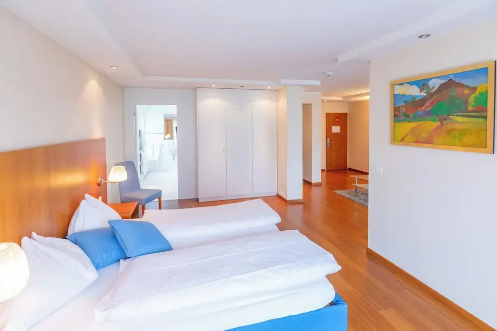 Photo - Hotel Holiday