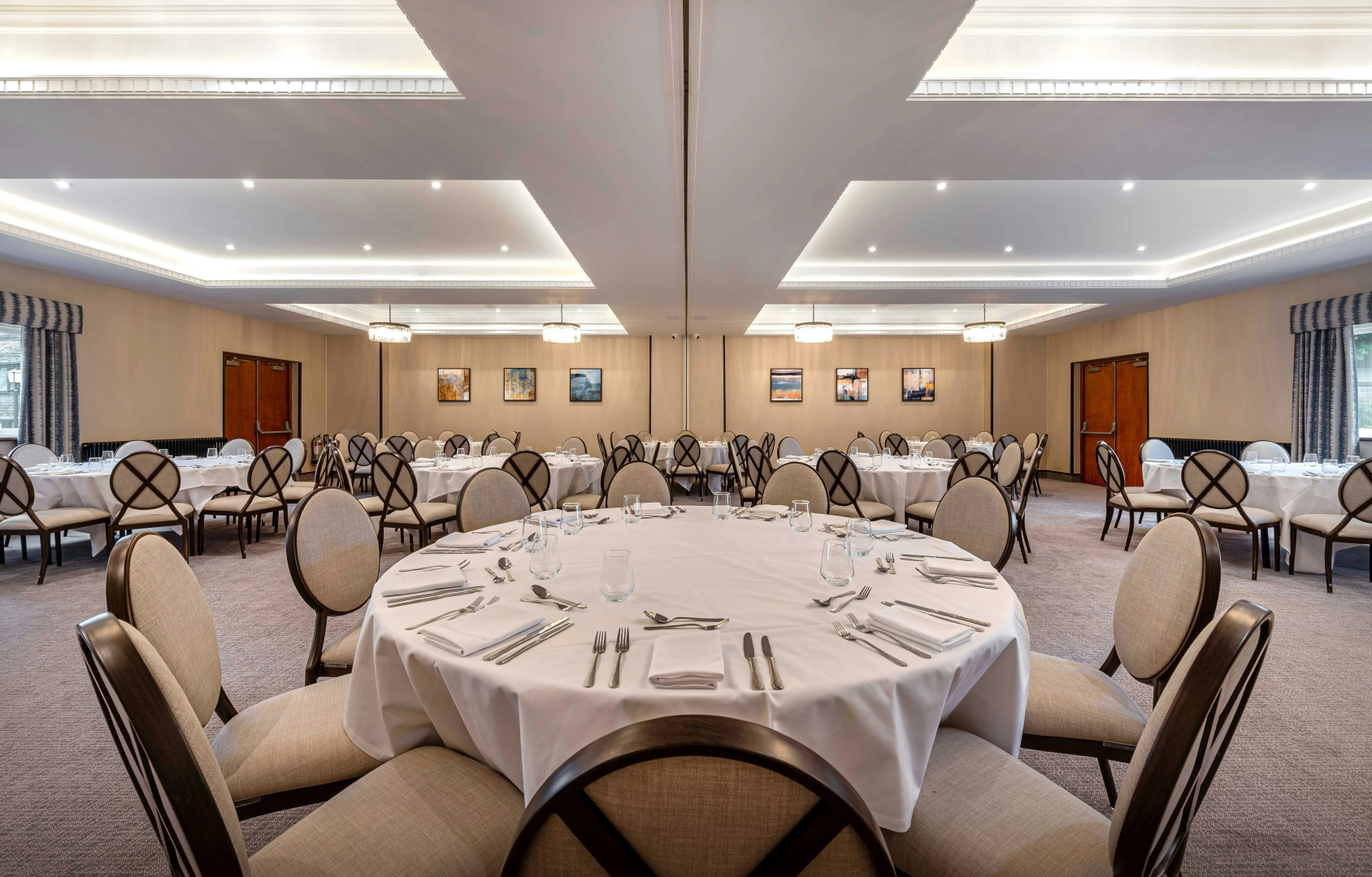 Foto - Thatchers Hotel