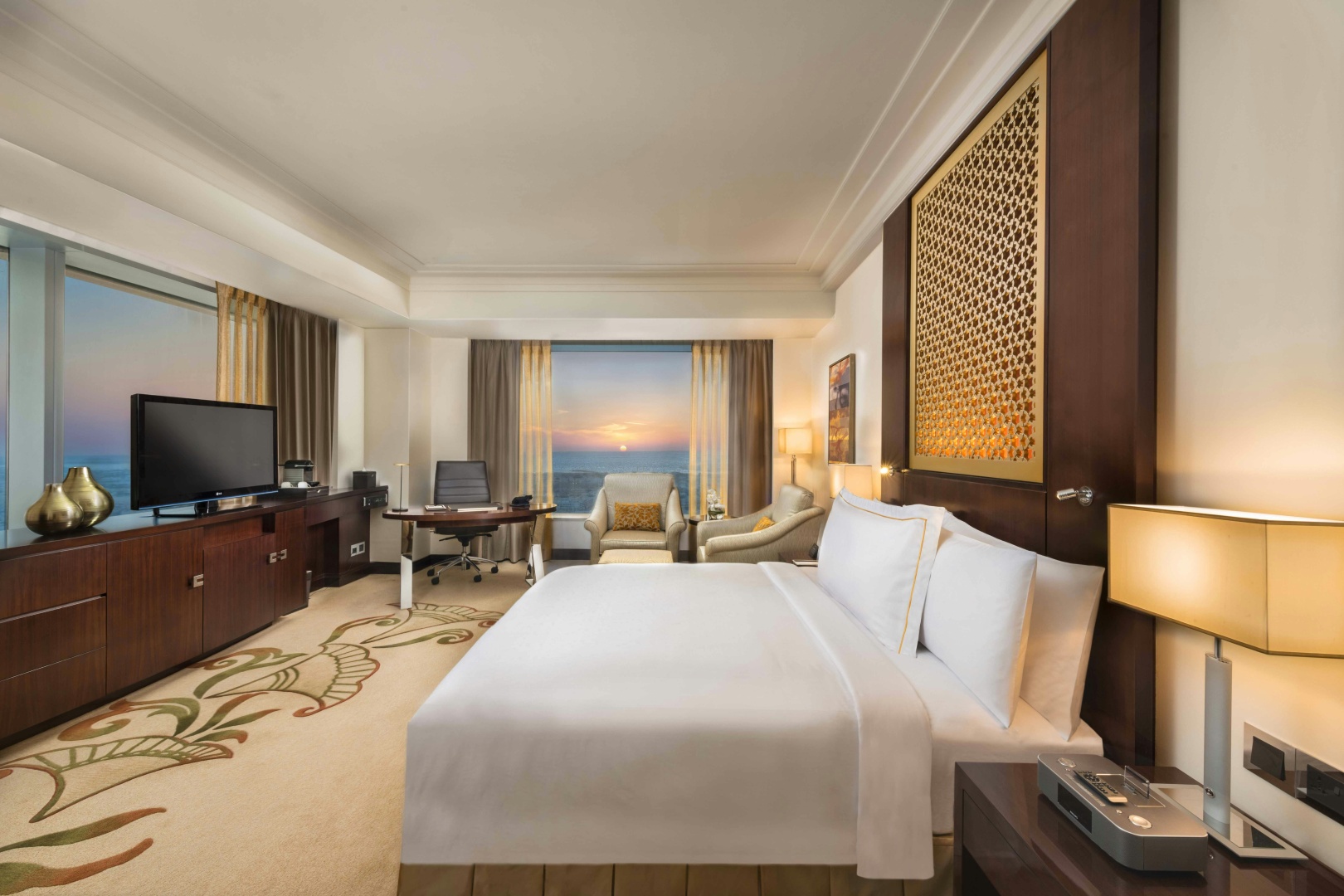 Photo - Conrad Dubai