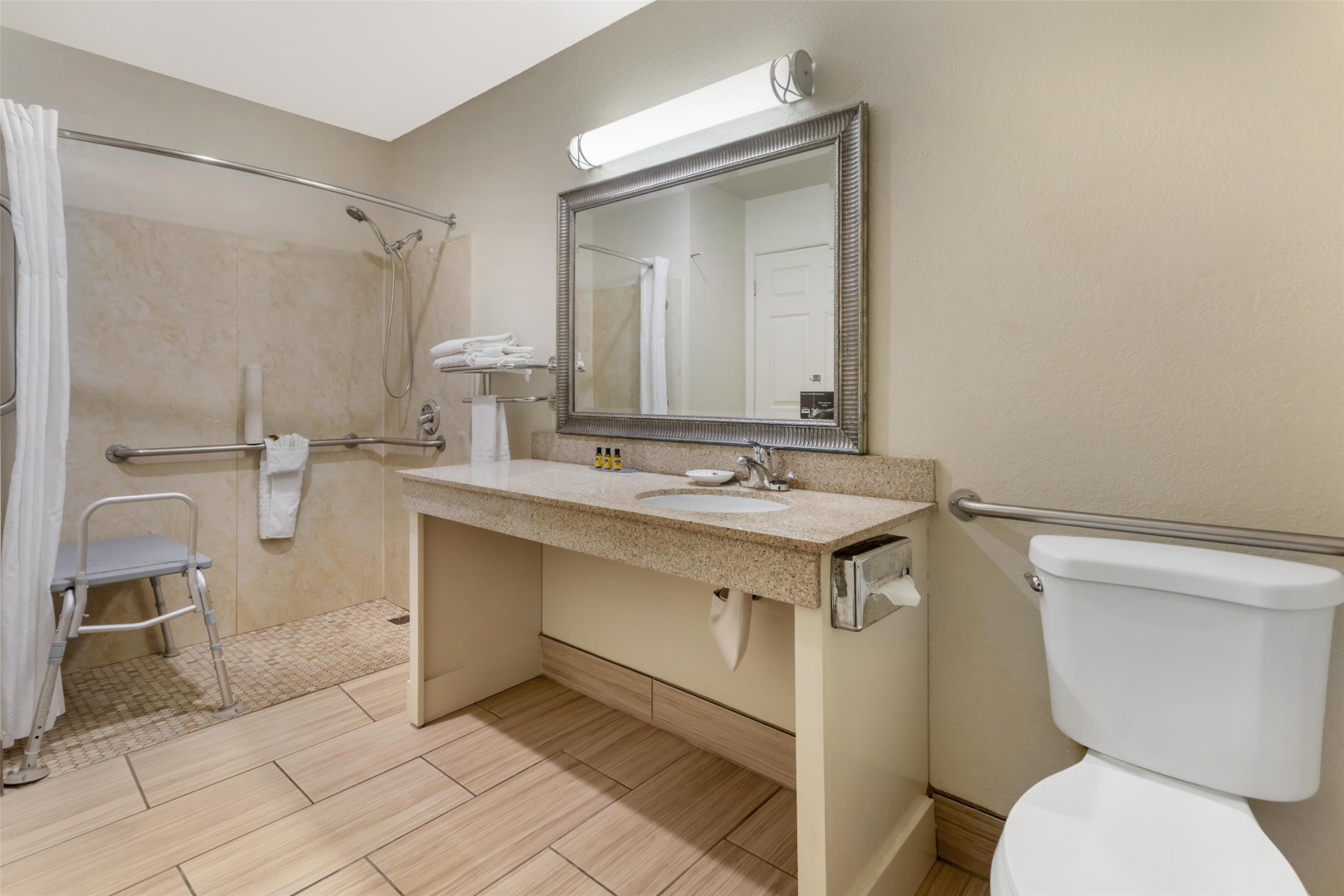 Foto - Best Western Plus Pleasanton Inn
