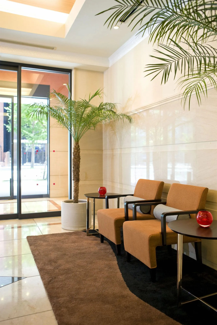 Photo - the b hakata