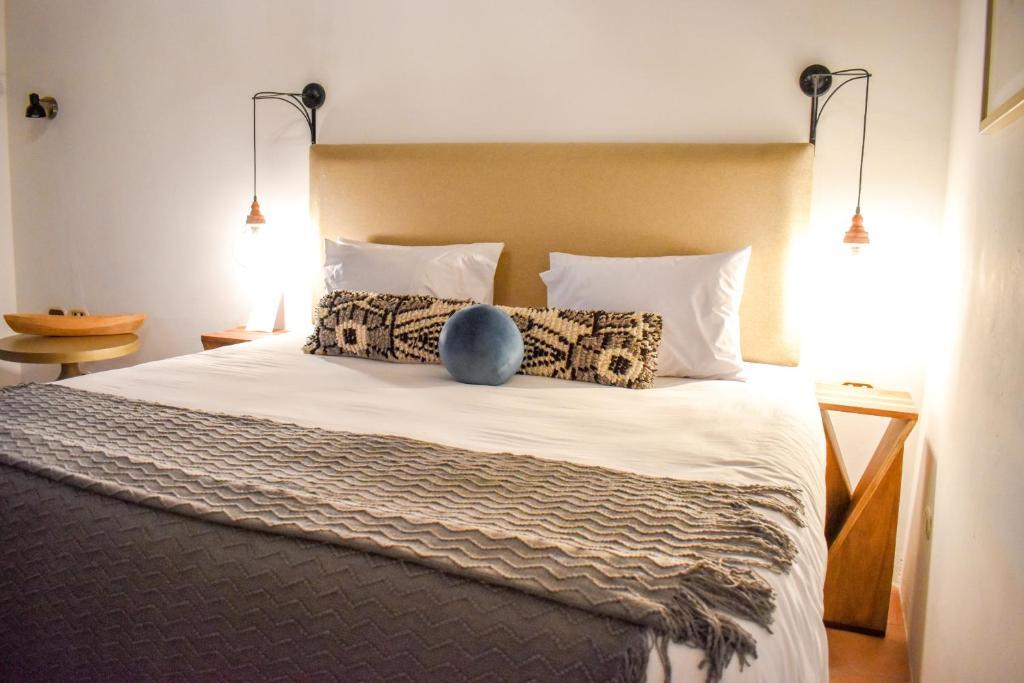 Photo - Mestizo Antigua