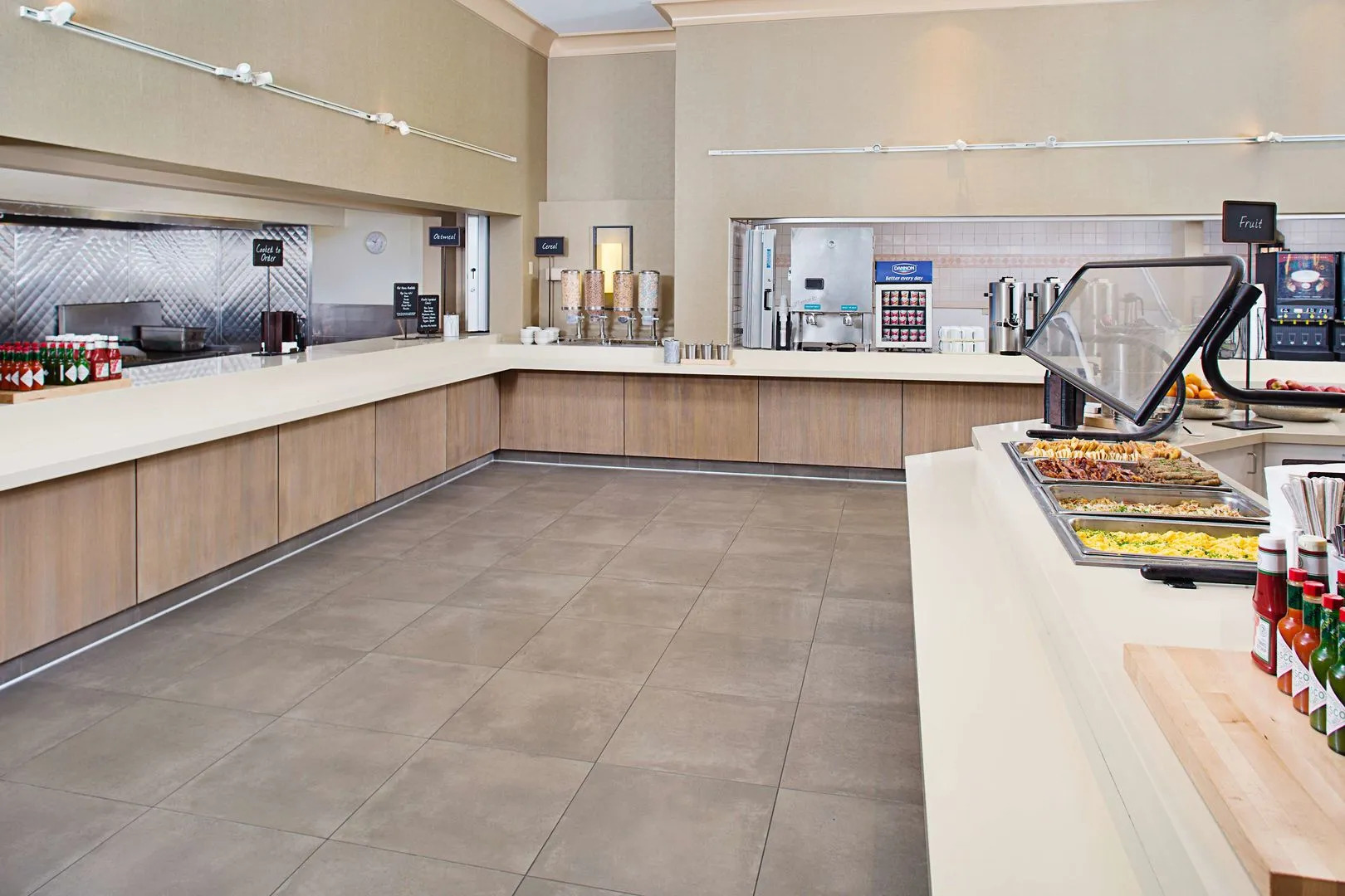 Photo - Embassy Suites by Hilton San Diego Bay Downtown