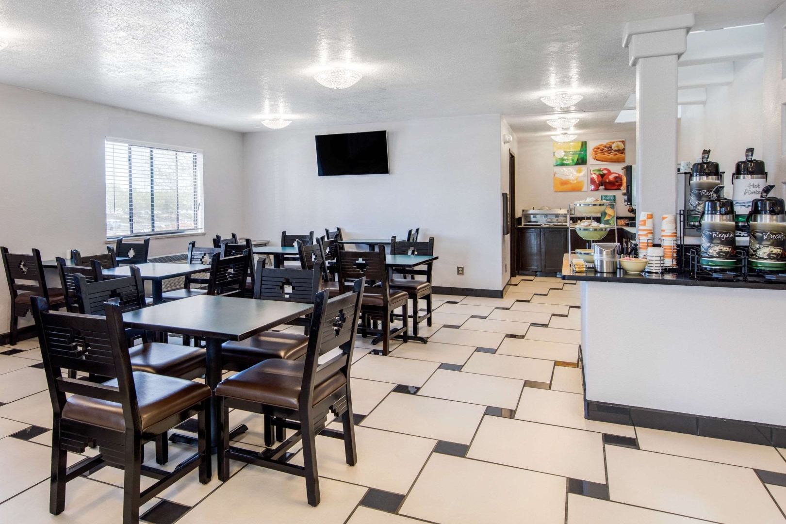 Photo - Quality Inn & Suites Albuquerque North near Balloon Fiesta Park