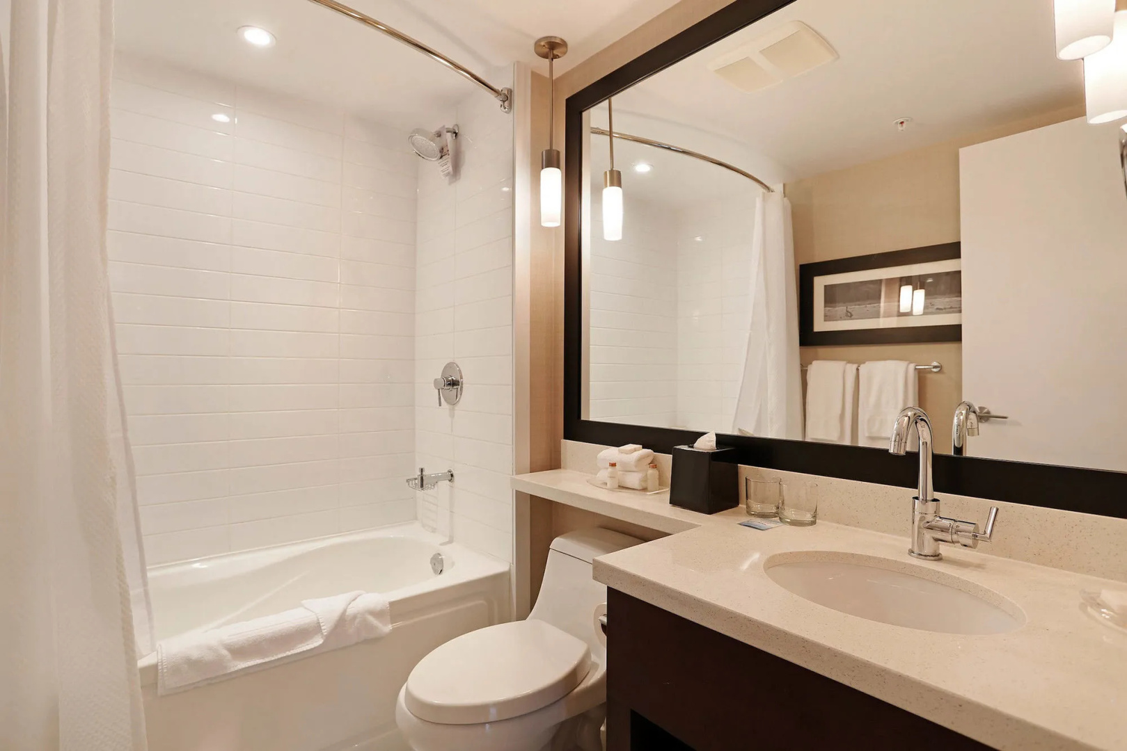 Photo - Sandman Signature Langley Hotel