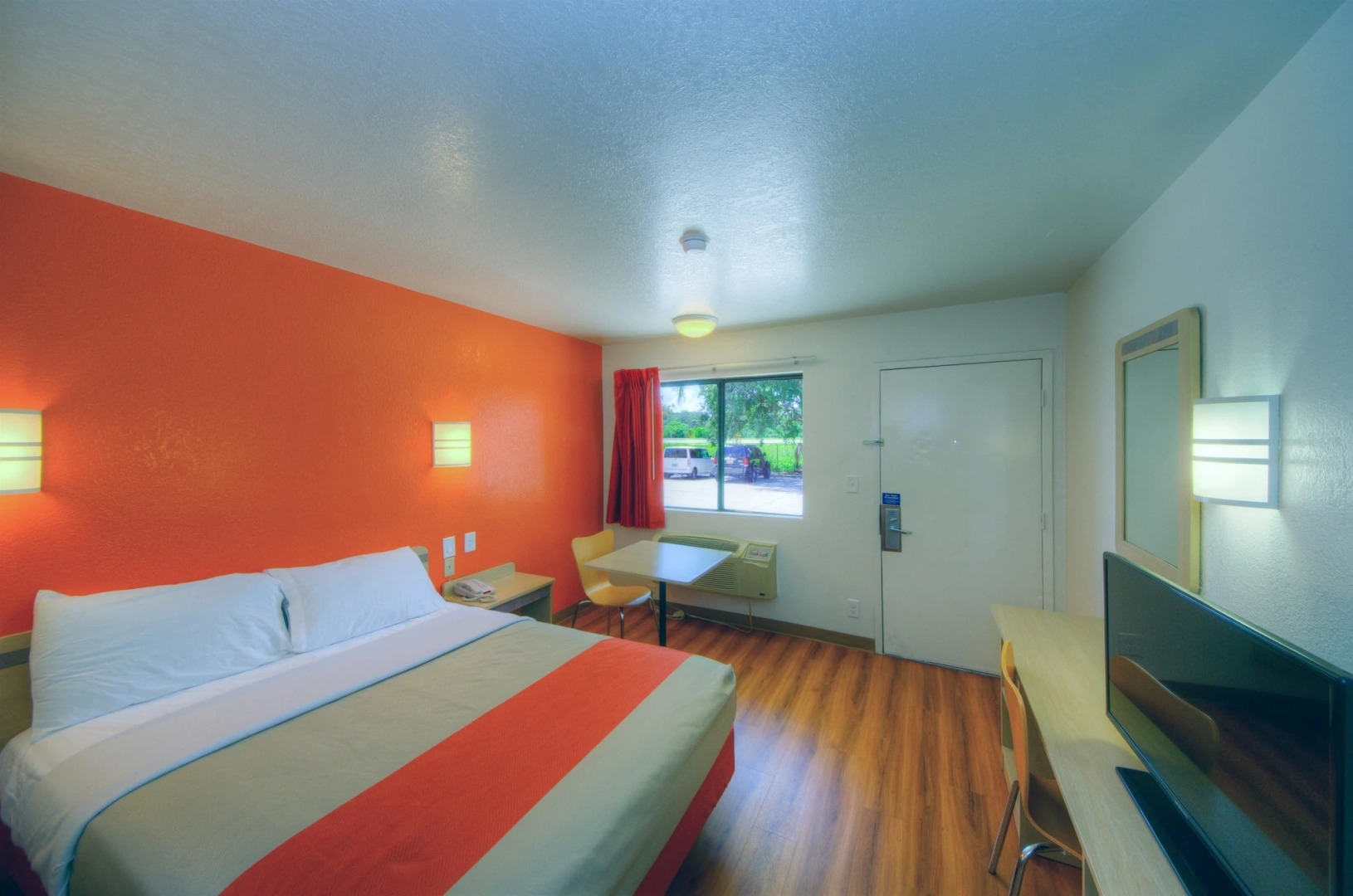 Photo - Motel 6-Bradenton, FL