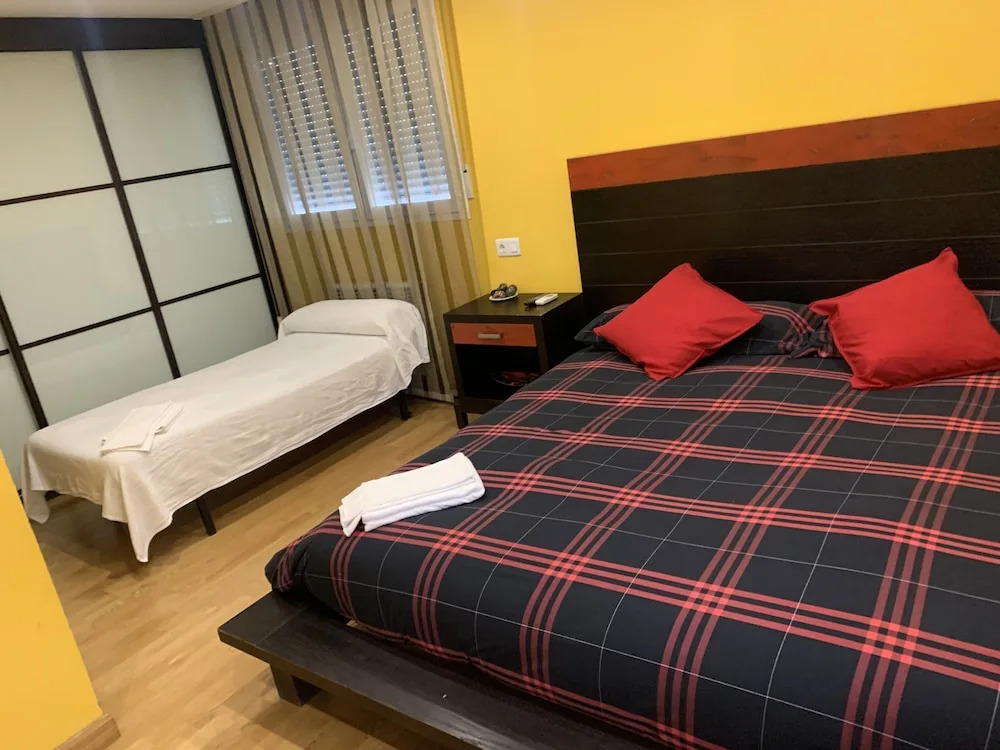 Photo - Hostal Burgalés