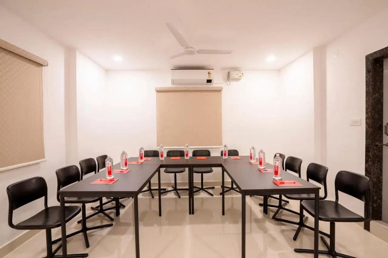 Photo - Treebo De Alphabet Gachibowli