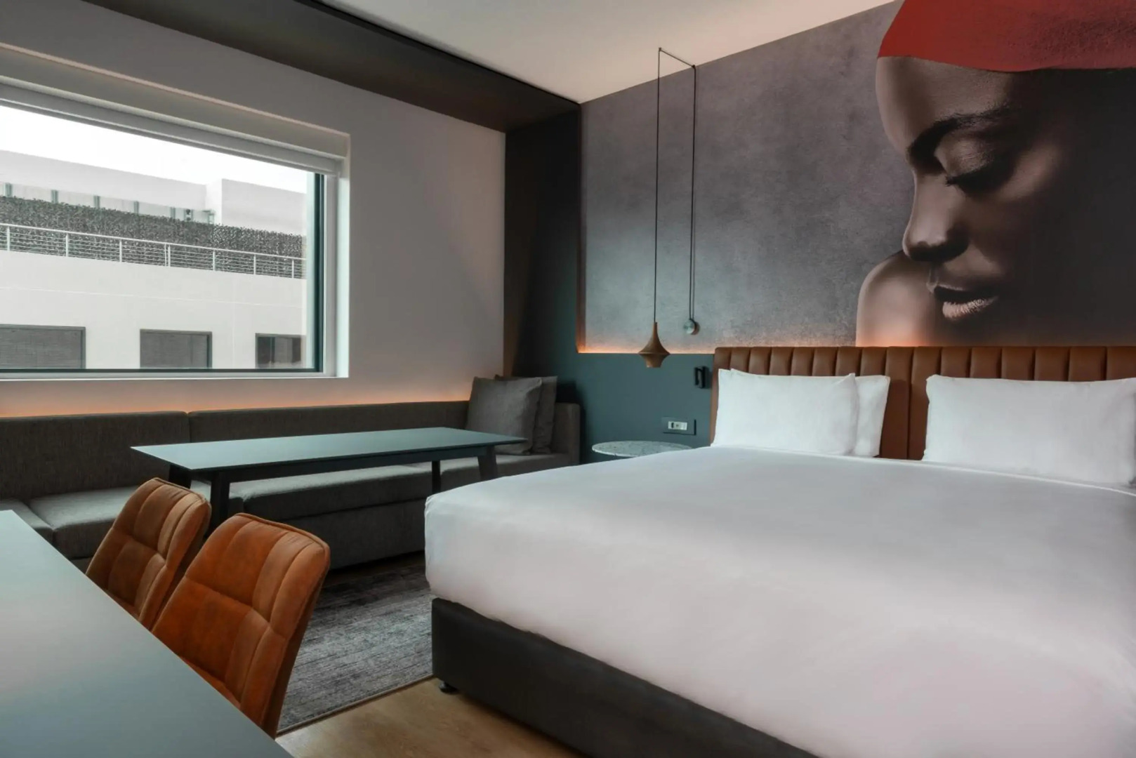 Photo - Radisson RED Hotel Johannesburg Rosebank