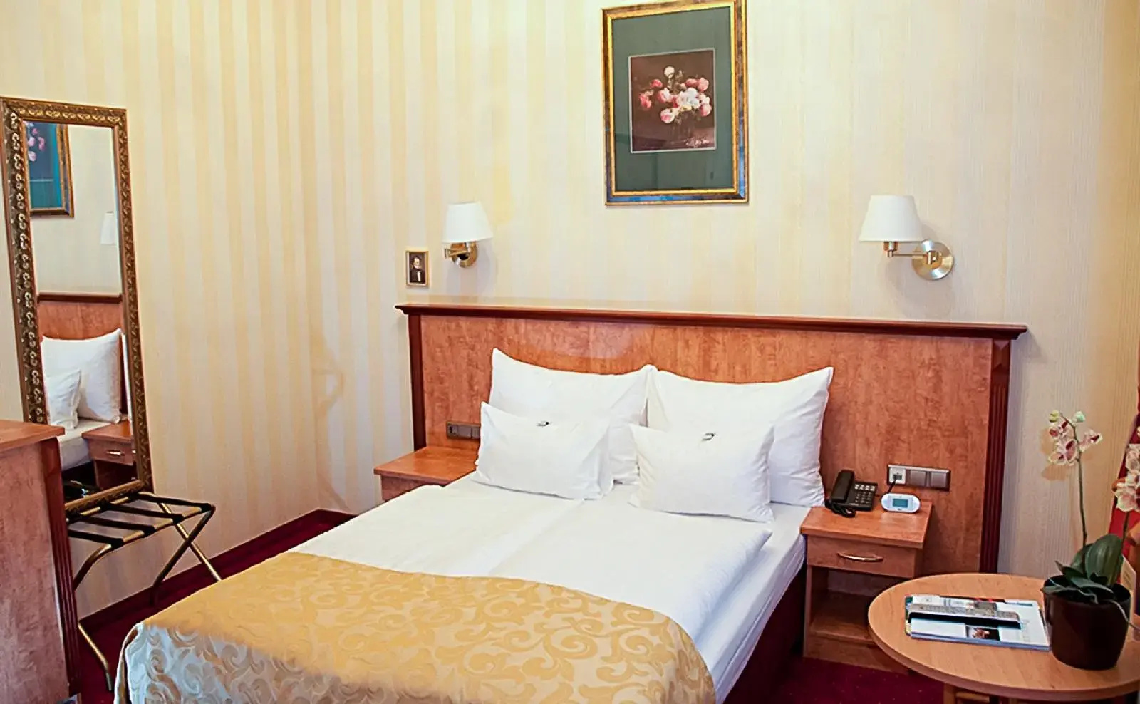Foto - Opera Suites - Self Check-in