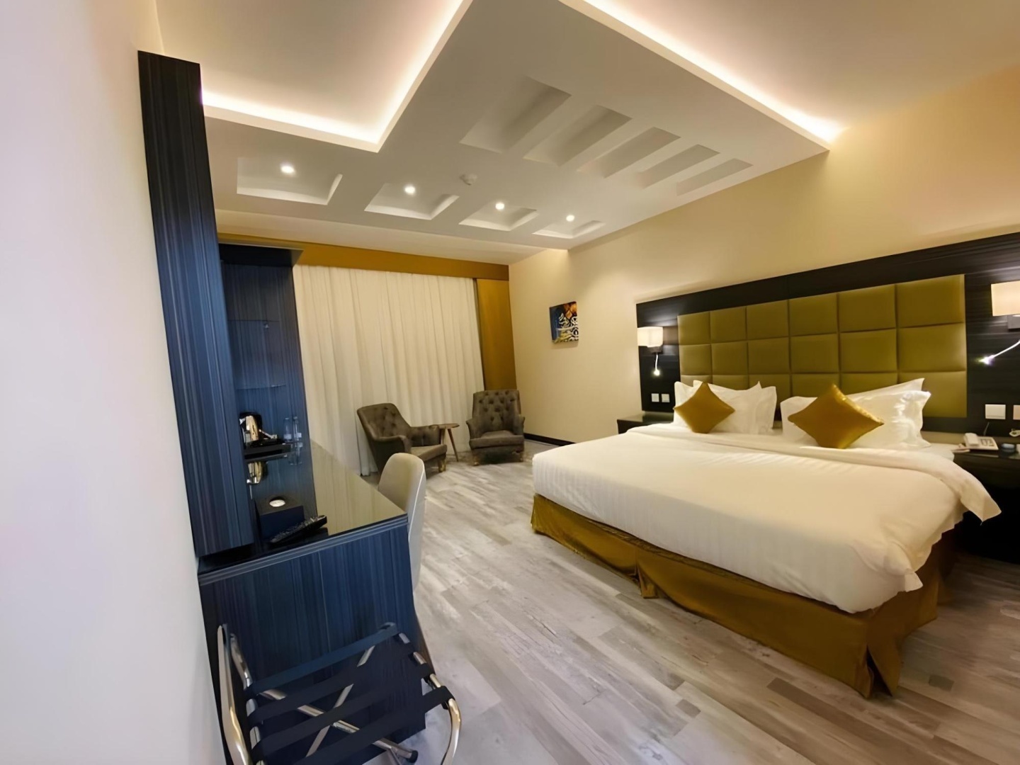Photo - Platinum Hotel