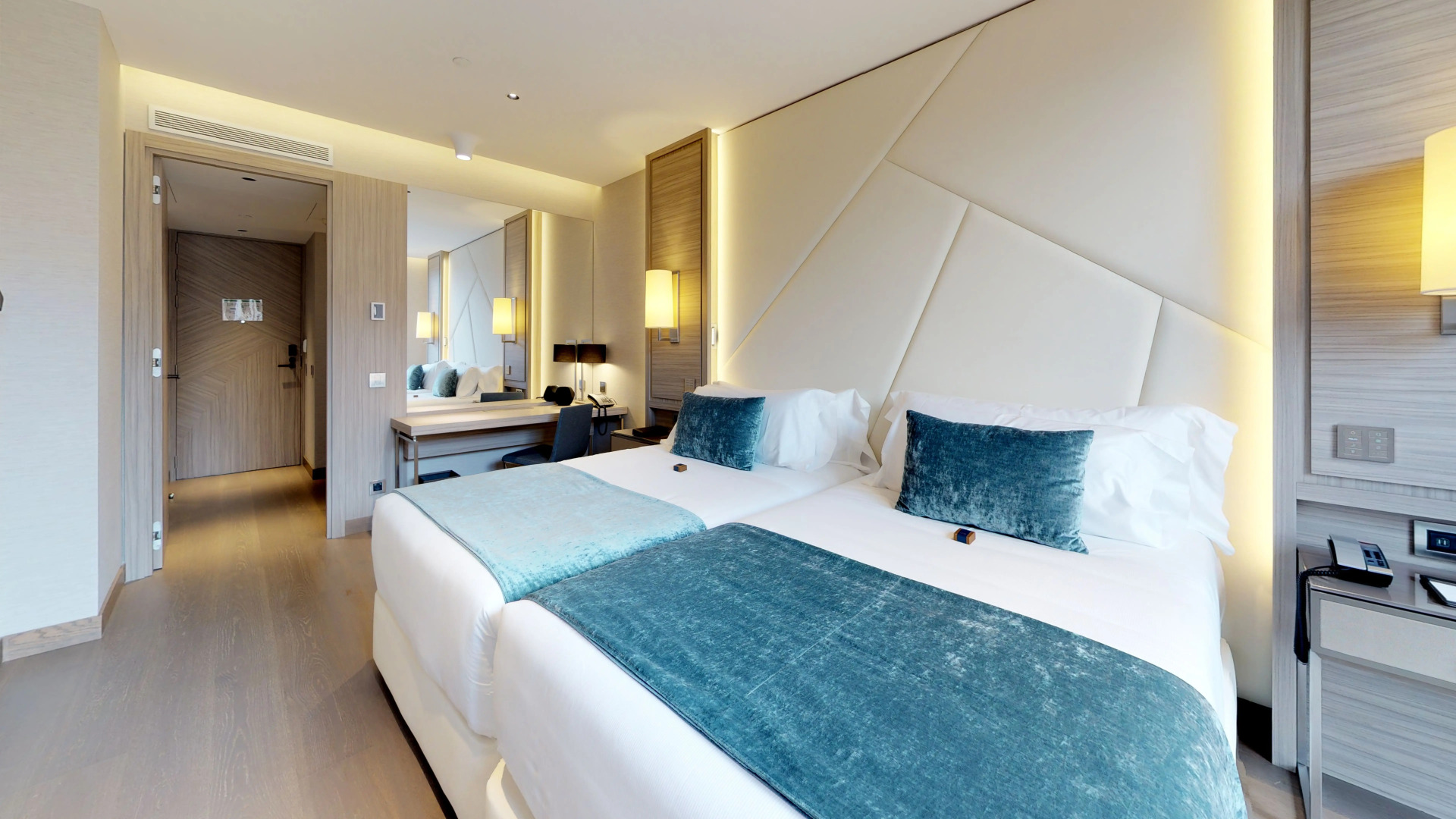 Foto - VP Plaza España Design