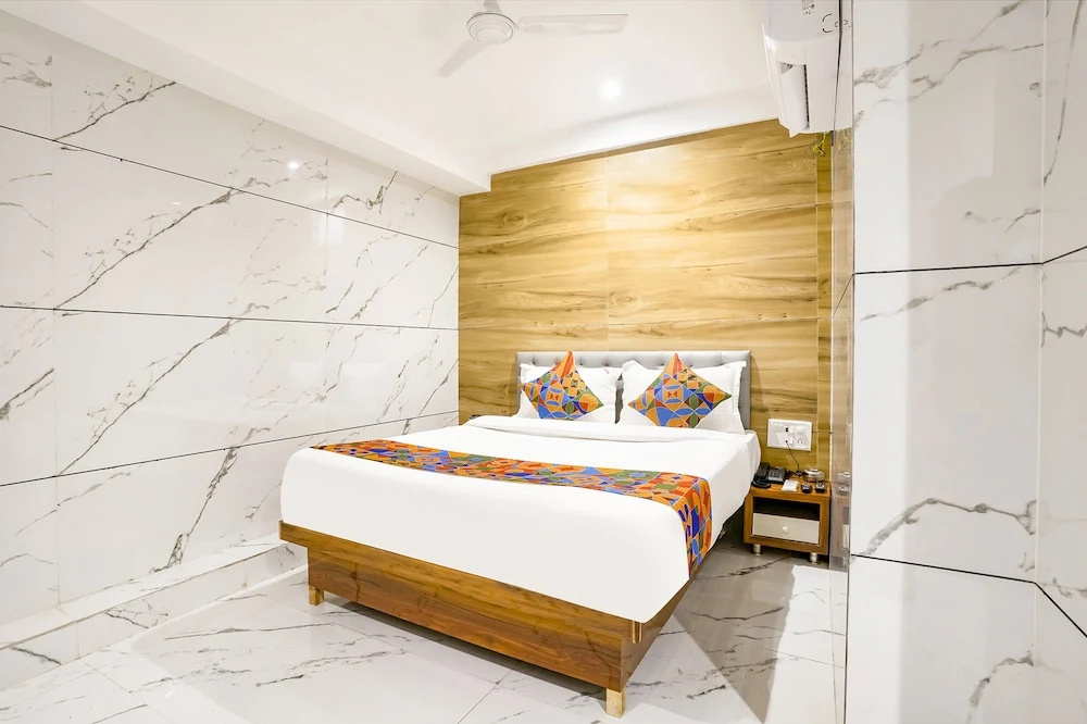 Photo - FabHotel Shubham Inn - Nr Jain Mandir, Bhandup West