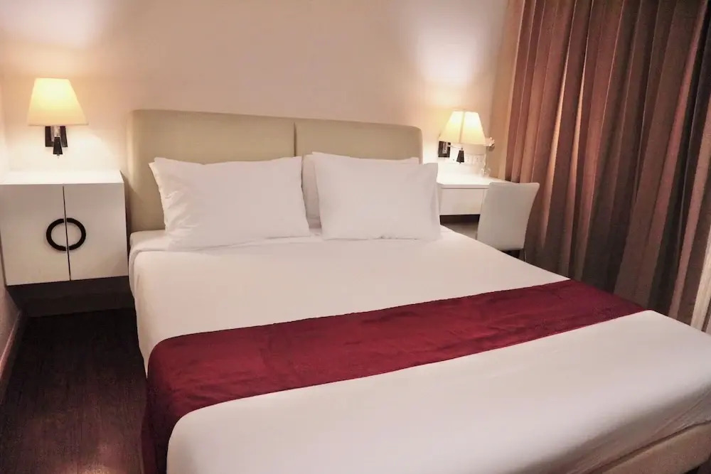 Foto - ICON NARINDRA SUITES HOTEL Sukhumvit Bangkok Thailand 50sqm to 90sqm Rooms & FREE Minibar