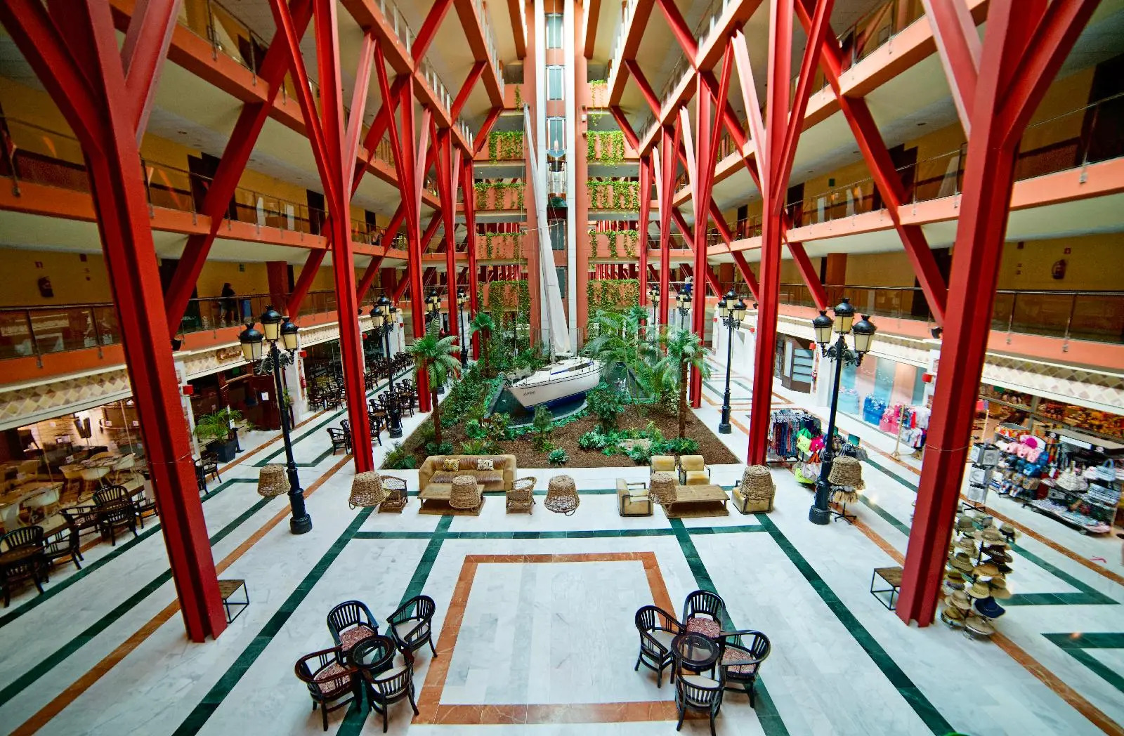 Photo - Holiday World RIWO Hotel.