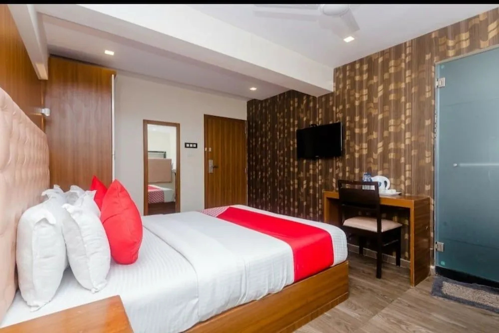 Photo - Hotel Qubestay Airport