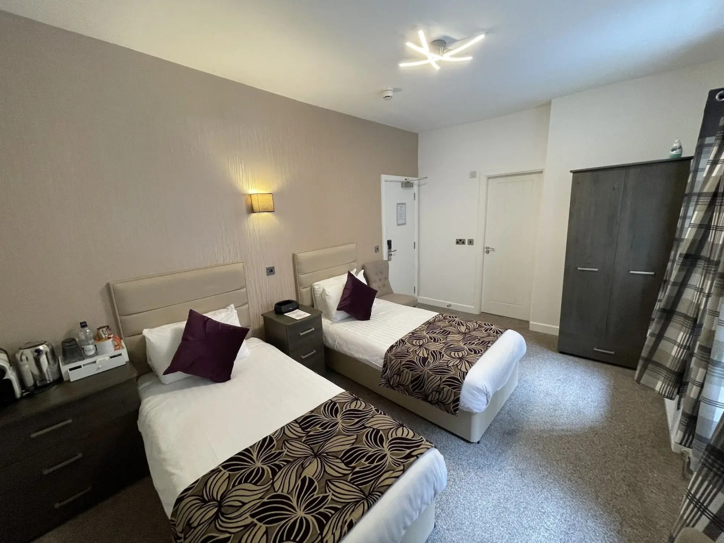 Photo - Ruskin Hotel