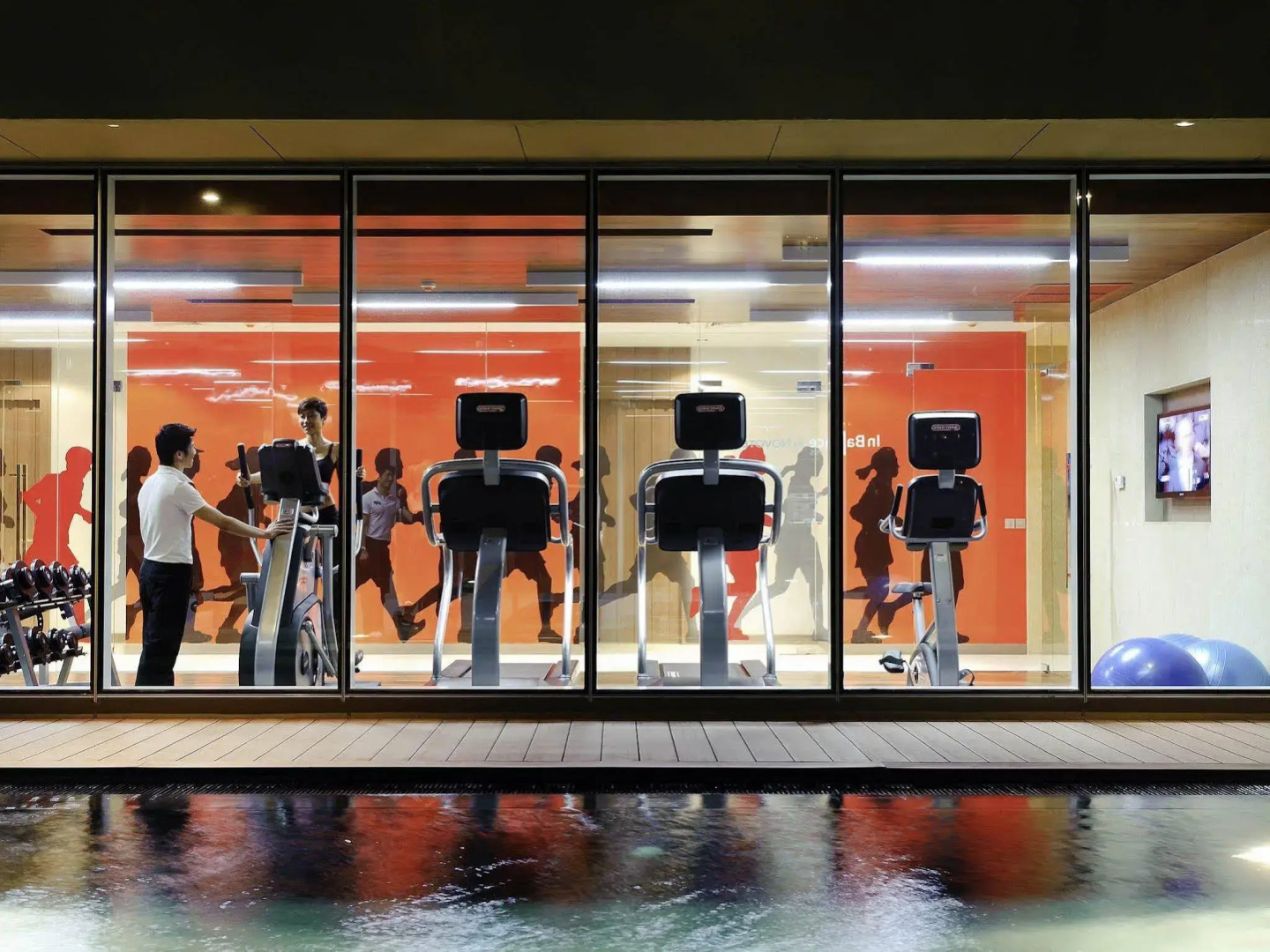 Photo - Hilton Garden Inn Bangkok Silom