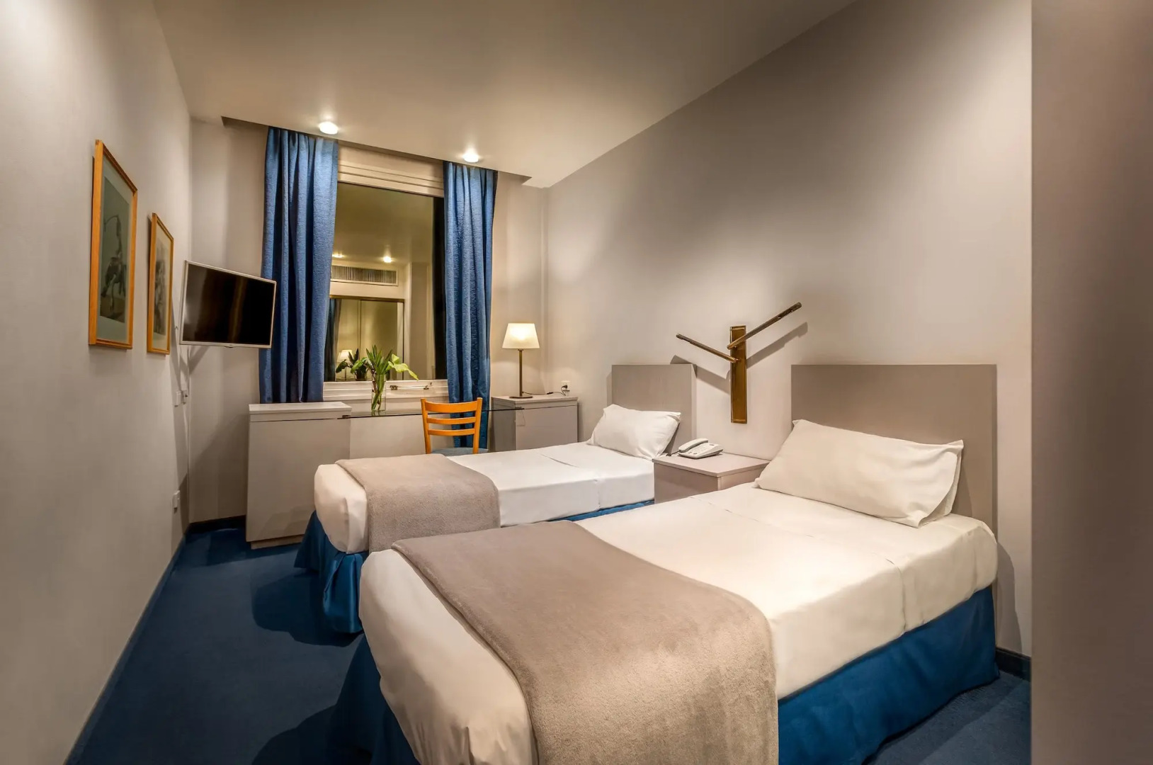 Photo - Up Congreso Hotel