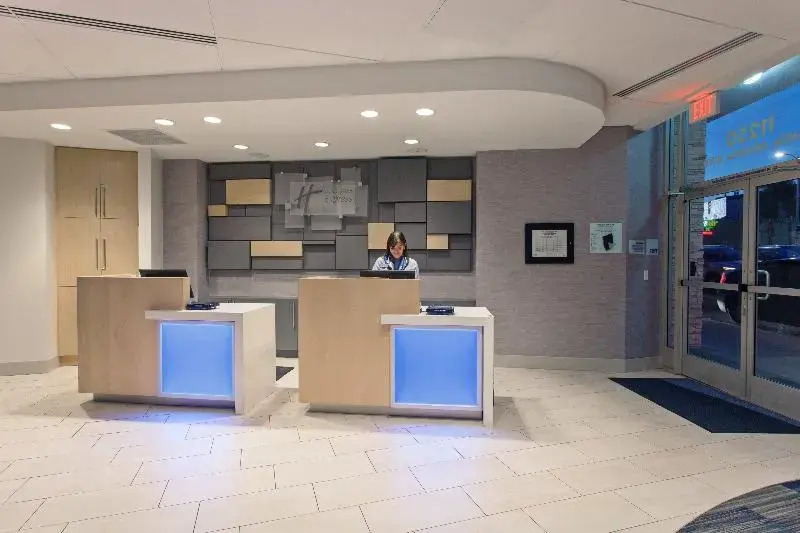 Photo - Holiday Inn Express West Los Angeles by IHG