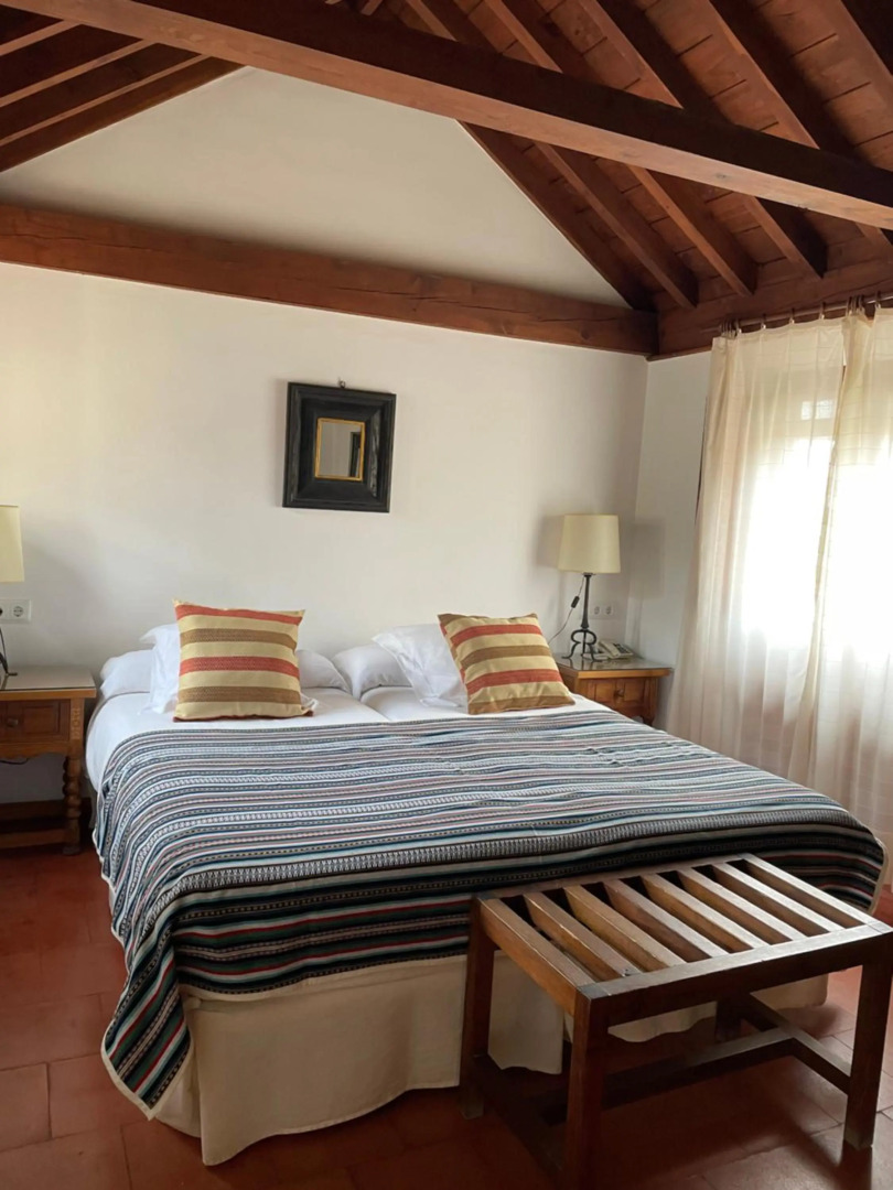 Photo - Hotel Santa Isabel La Real