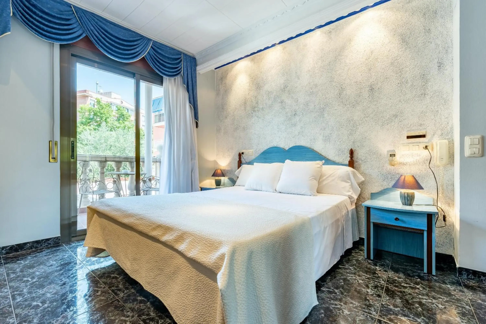 Photo - Hotel Canadá