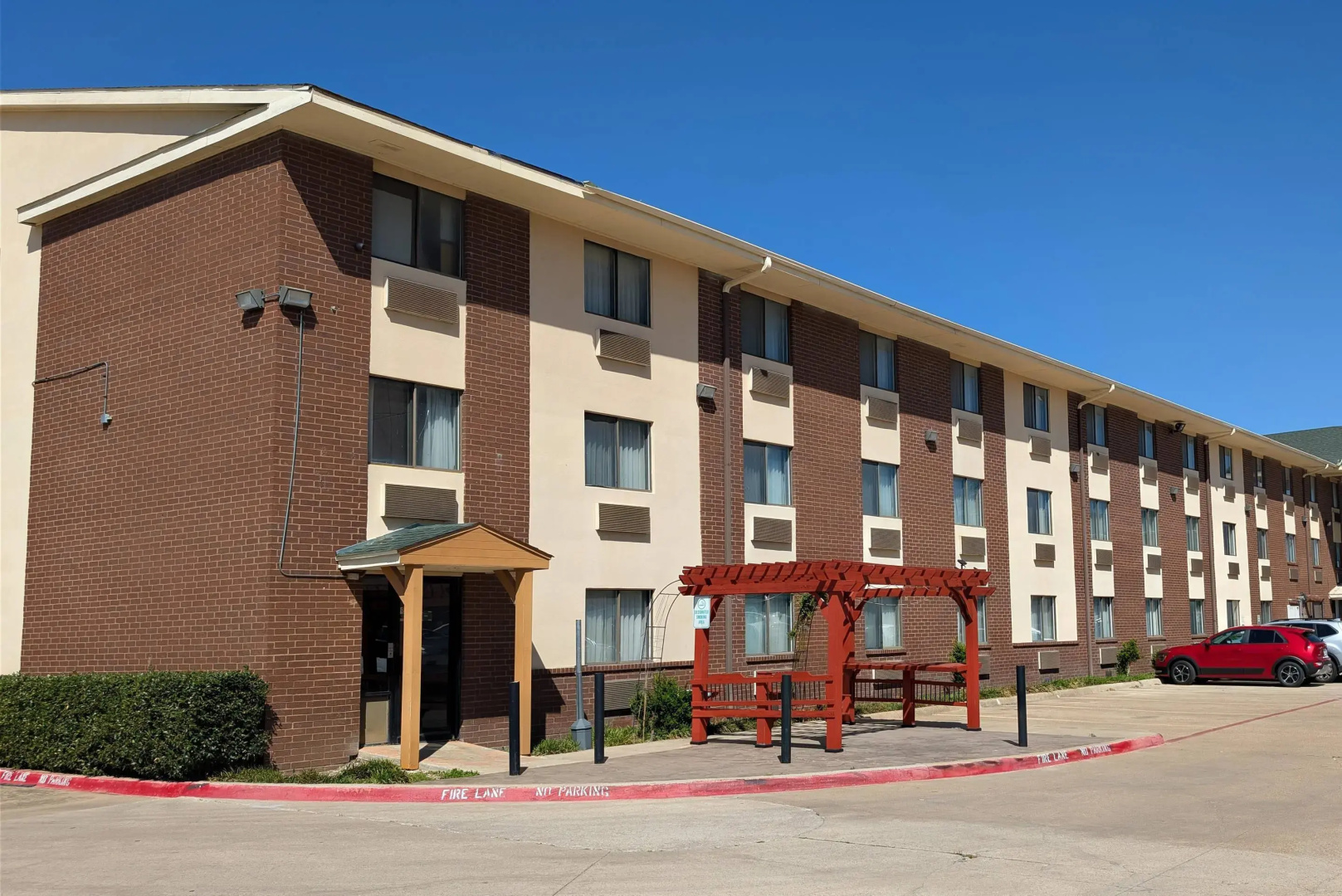 Photo - Quality Inn DFW Airport North