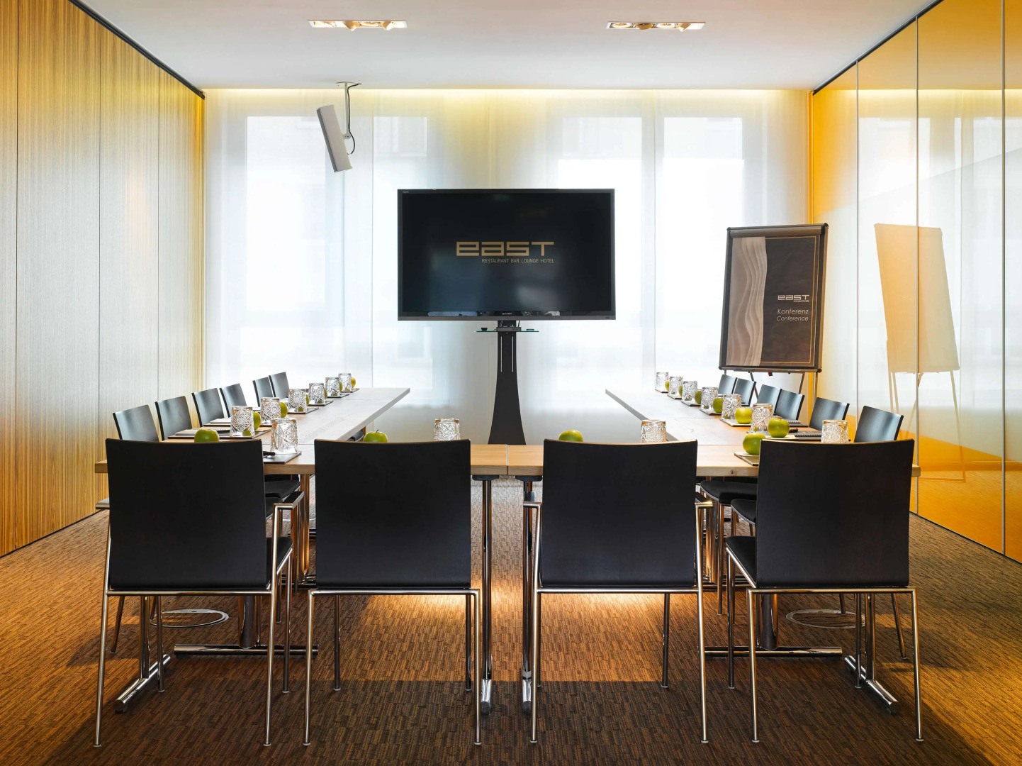 Foto - east Hotel Hamburg