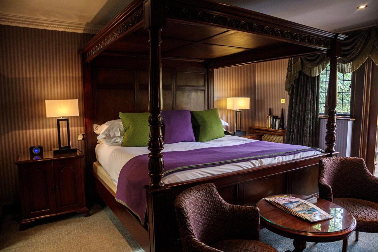 Photo - Langshott Manor