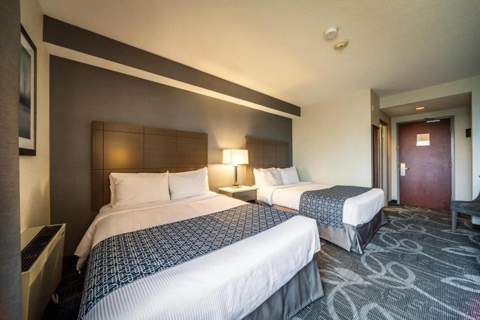 Foto - Monte Carlo Inn Airport Suites