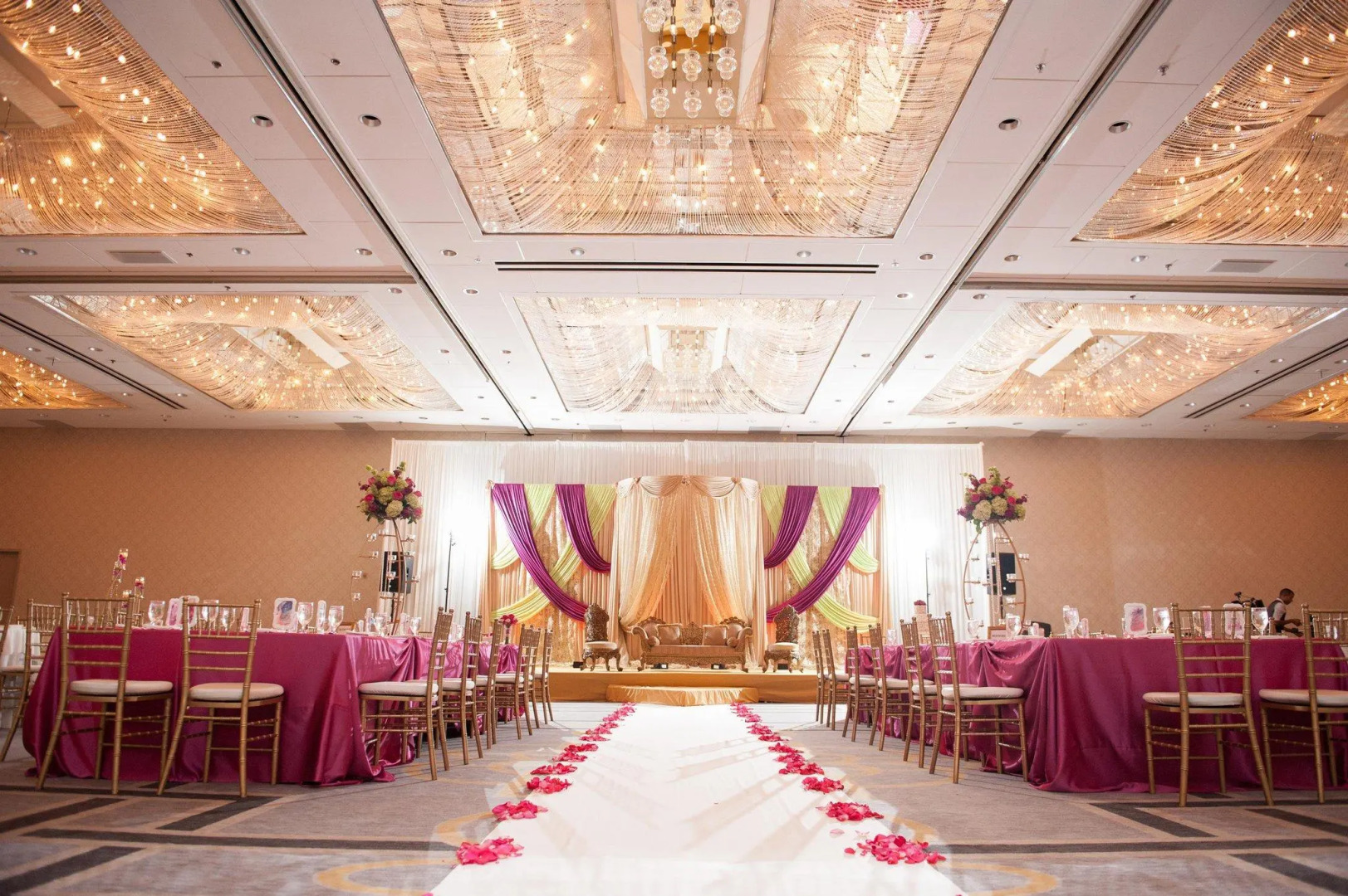 Foto - DoubleTree by Hilton Chicago - Oak Brook