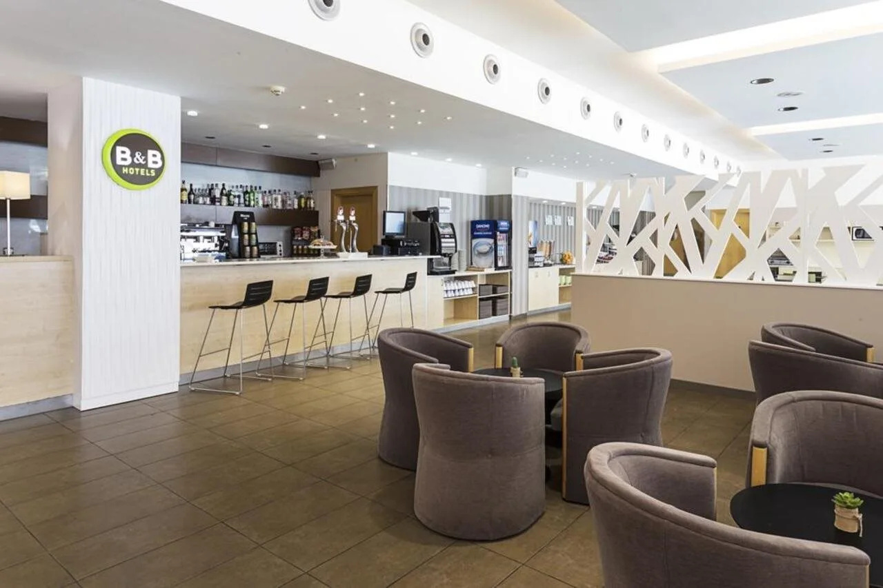 Photo - B&B Madrid Aeropuerto T1 T2 T3