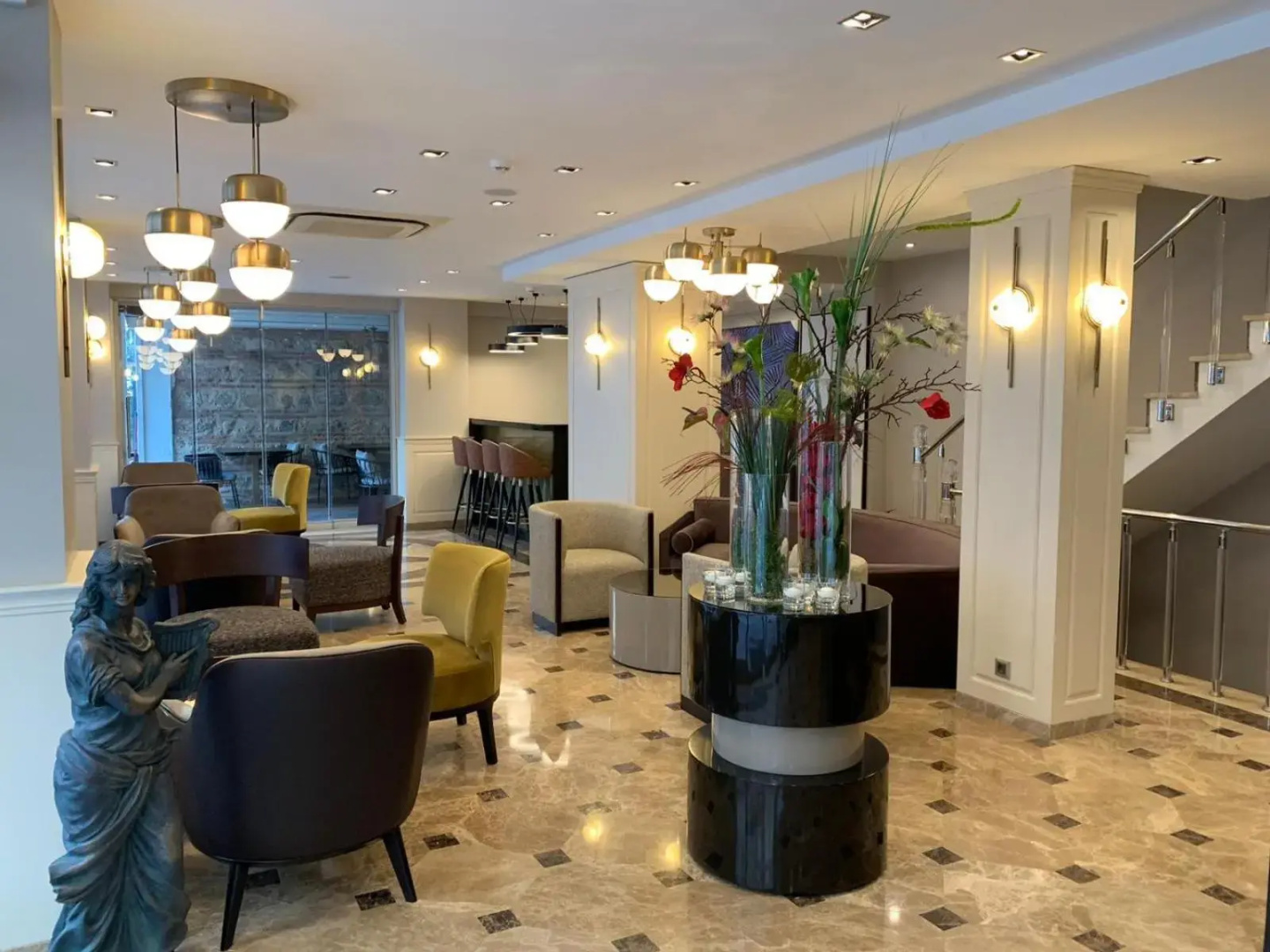 Foto - Regency World Hotel&Suites