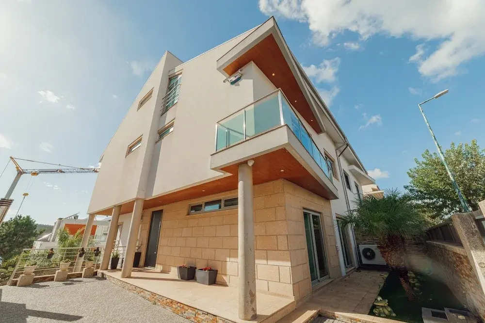 Photo - Pool & Cinema Villa by Vacationy