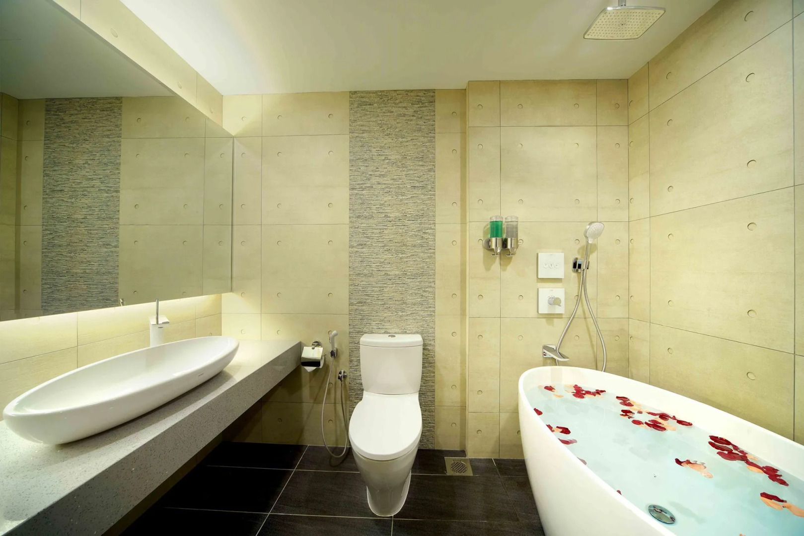 Foto - Orchard Grand Court